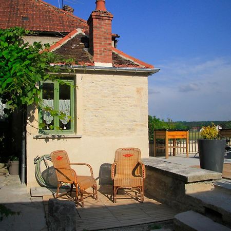 Cote-Serein La Privilege De La Tour Madame Noyers-sur-Serein Luaran gambar