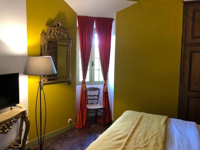 Cote-Serein La Privilege De La Tour Madame Noyers-sur-Serein Luaran gambar